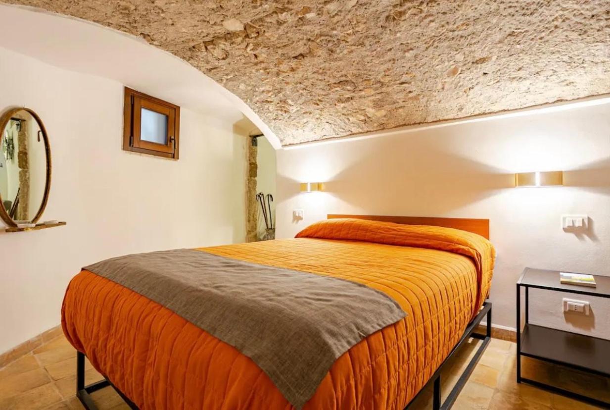 Aurora Medieval House Sermoneta Ngoại thất bức ảnh