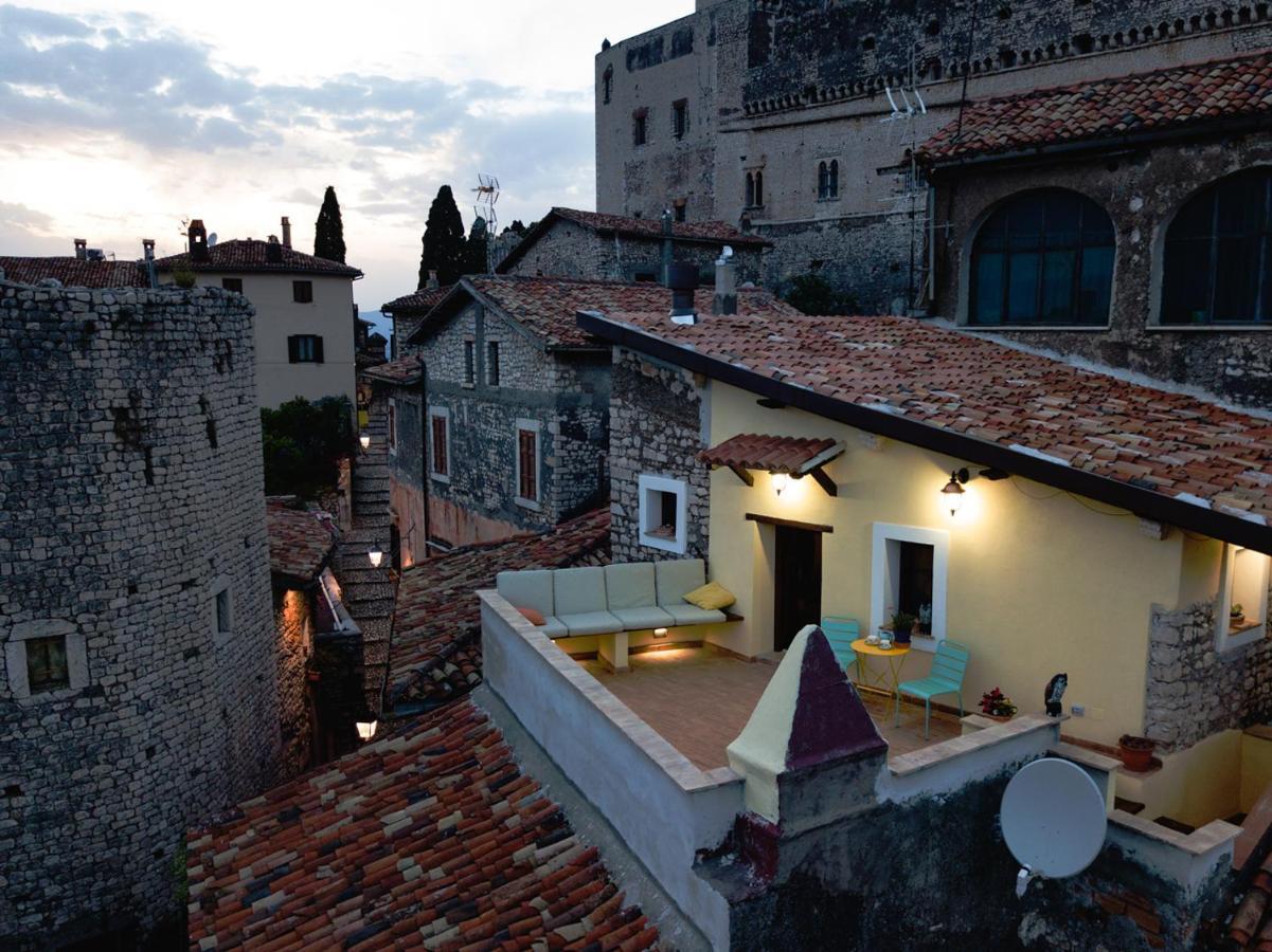 Aurora Medieval House Sermoneta Ngoại thất bức ảnh